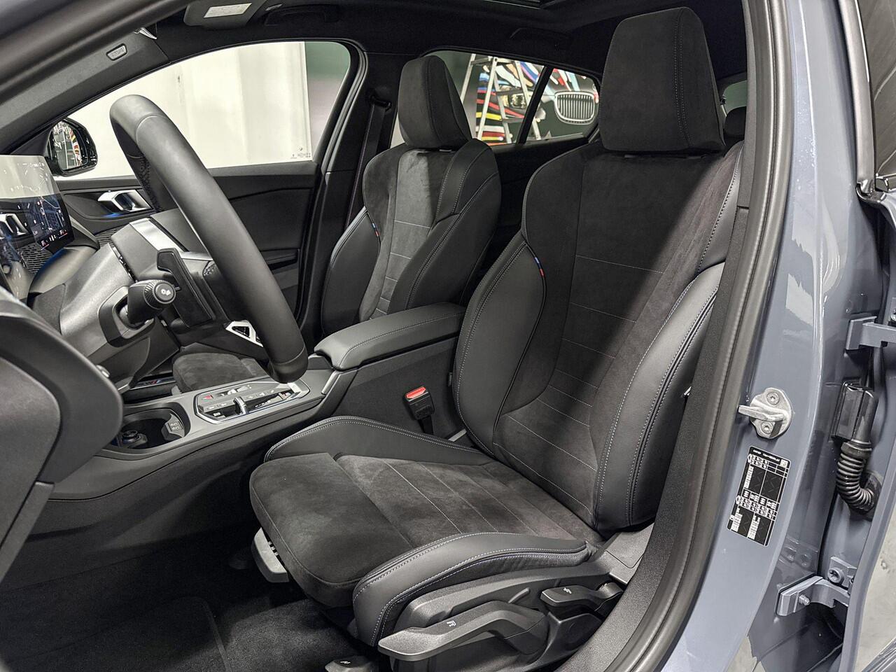 BMW 1-SERIE 120 | M-Sport Pro | Premium Pack | Driving Assistant | Panoramadak | Comfort Access