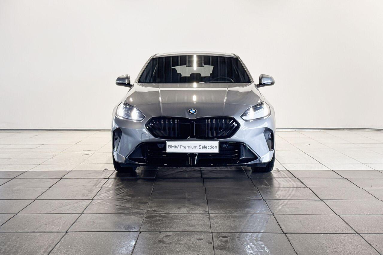 BMW 1-SERIE 120 M Sportpakket Pro Aut. - Beschikbaar vanaf: Mei 2026