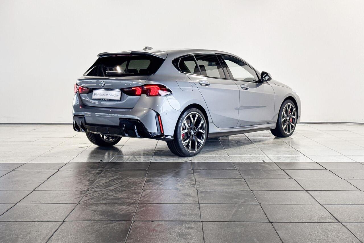 BMW 1-SERIE 120 M Sportpakket Pro Aut. - Beschikbaar vanaf: Mei 2026