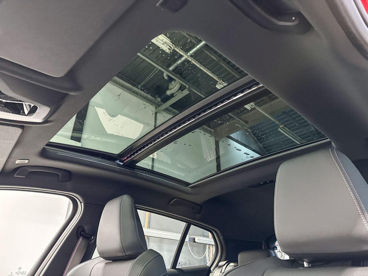 BMW 1-SERIE 120 M Sportpakket Pro Individual Aut. - Beschikbaar vanaf: Mei 2026