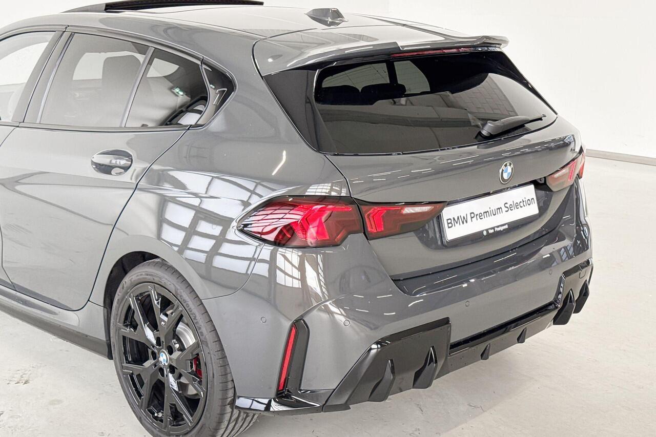 BMW 1-SERIE 120 M Sportpakket Pro Aut. - Beschikbaar vanaf: Mei 2026