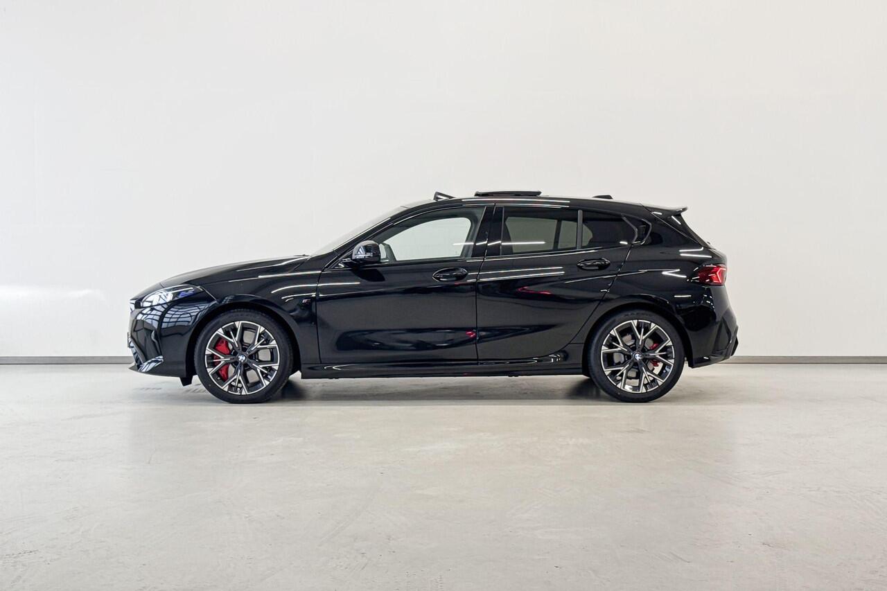BMW 1-SERIE 120 M Sportpakket Pro Aut. - Beschikbaar vanaf: Mei 2026