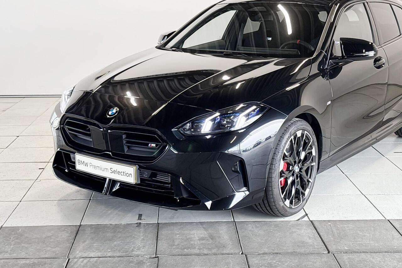 BMW 1-SERIE M135 xDrive M Sportpakket Pro Premium Pack Aut. - Beschikbaar vanaf: Mei 2026