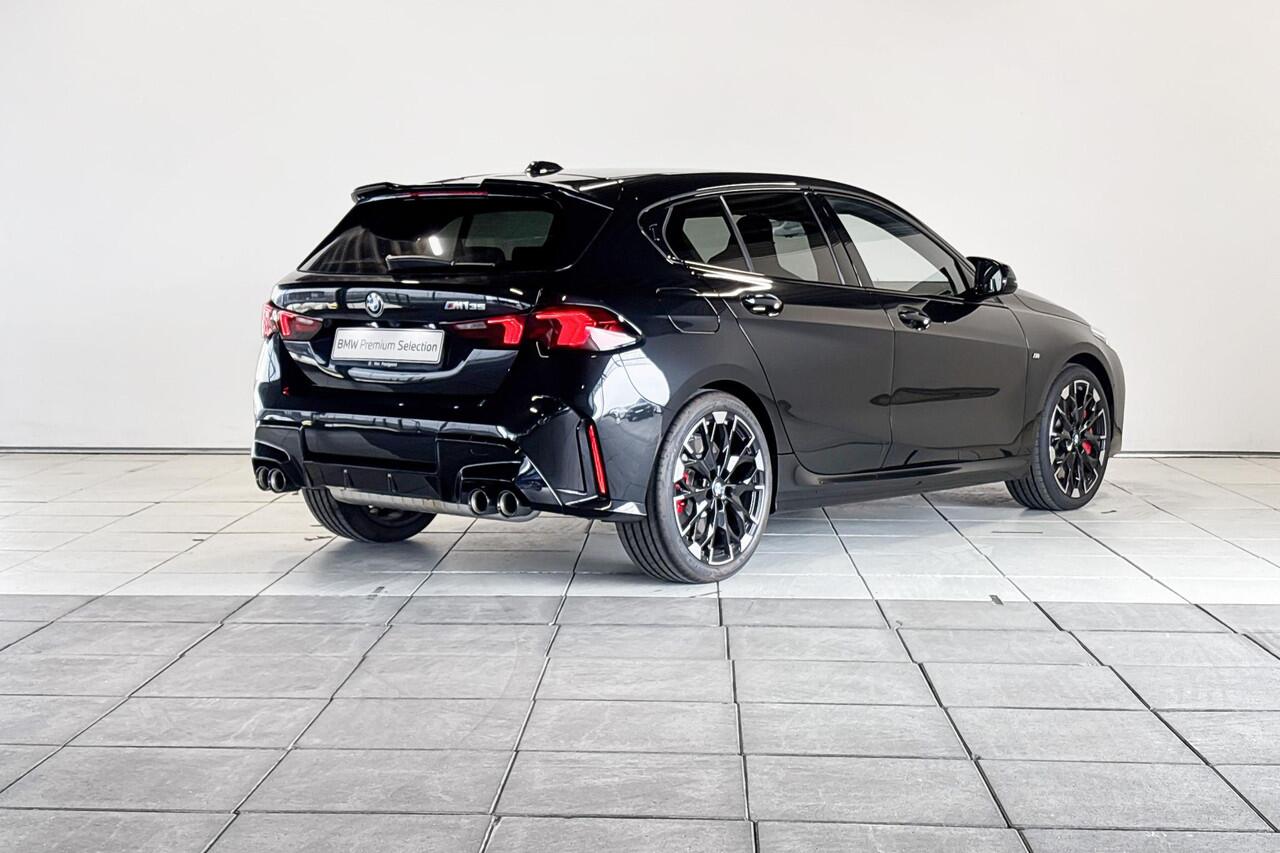 BMW 1-SERIE M135 xDrive M Sportpakket Pro Premium Pack Aut. - Beschikbaar vanaf: Mei 2026