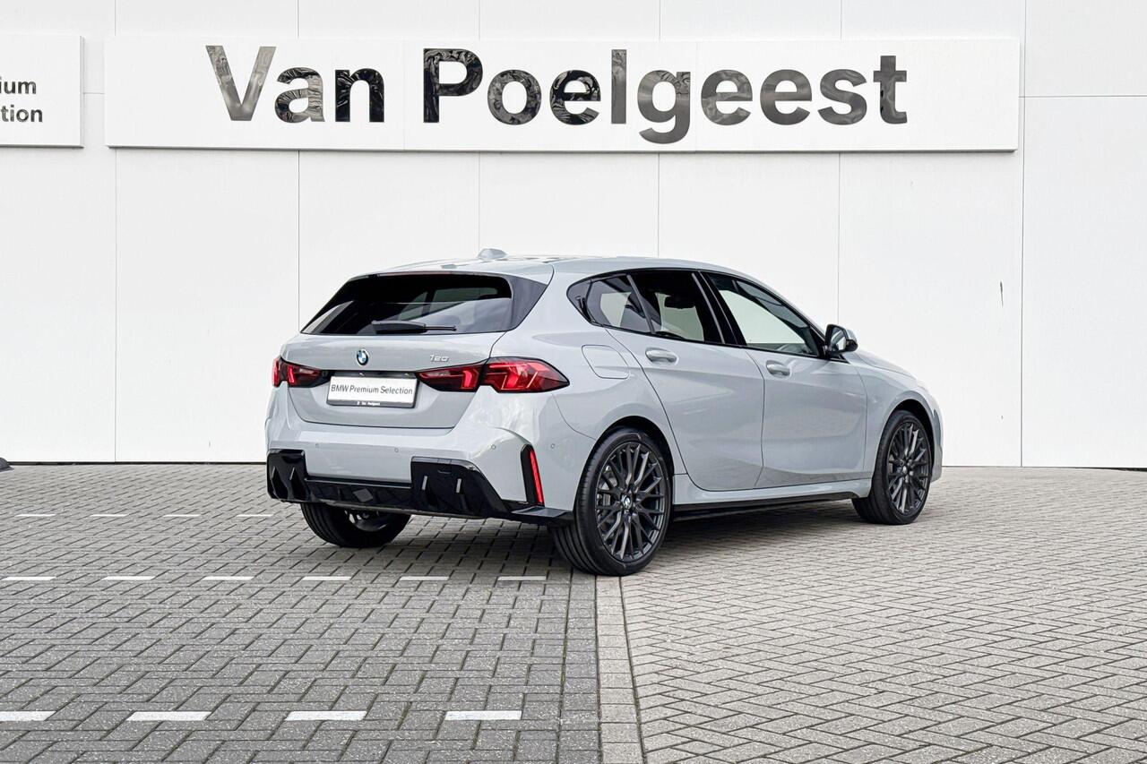 BMW 1-SERIE 120 | M Sport Design Edition | Premium Pack