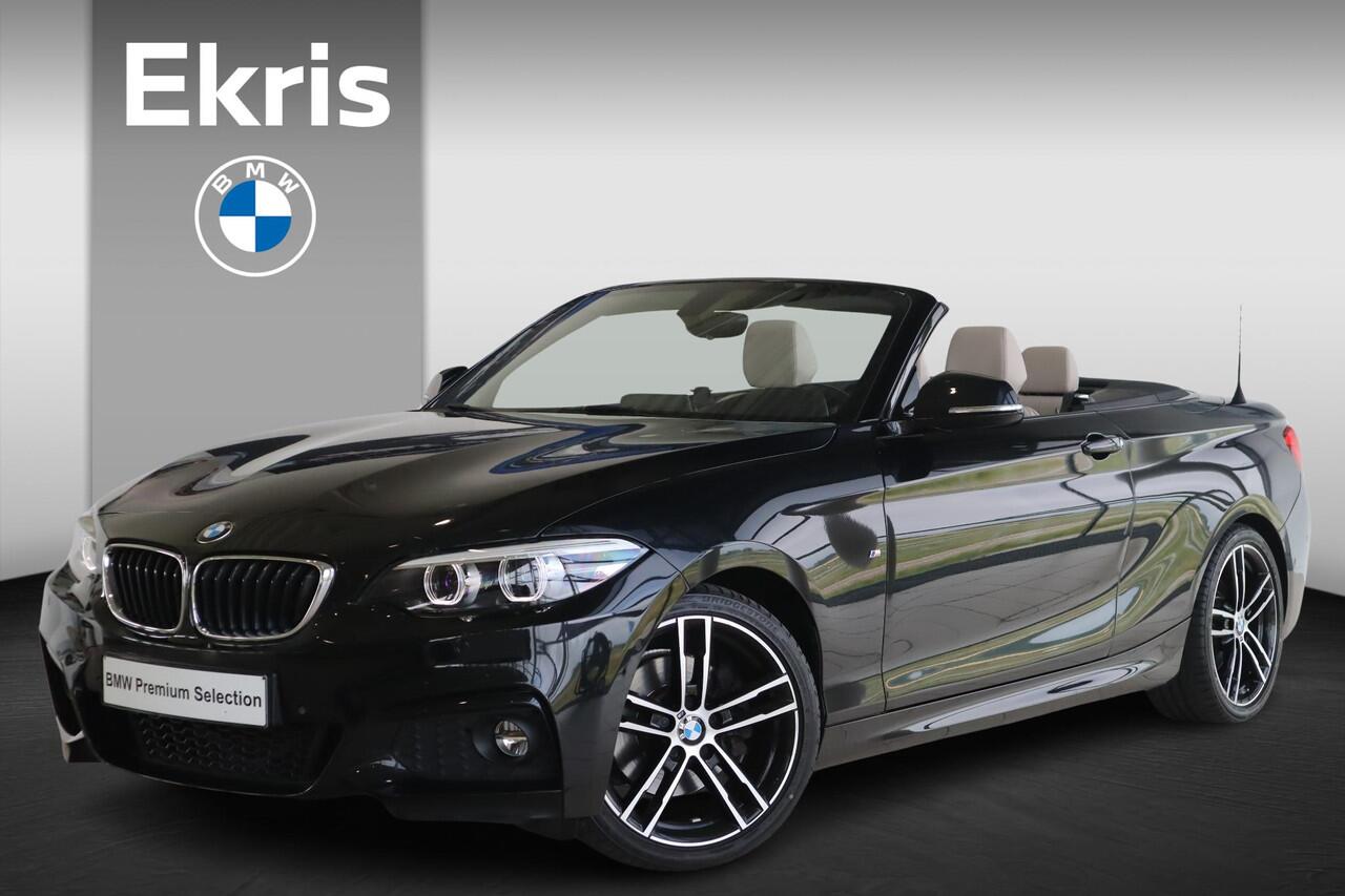 BMW 2-SERIE Cabrio 220i High Executive | M-Sportpakket | 18'' LMV | Afneembare Trekhaak