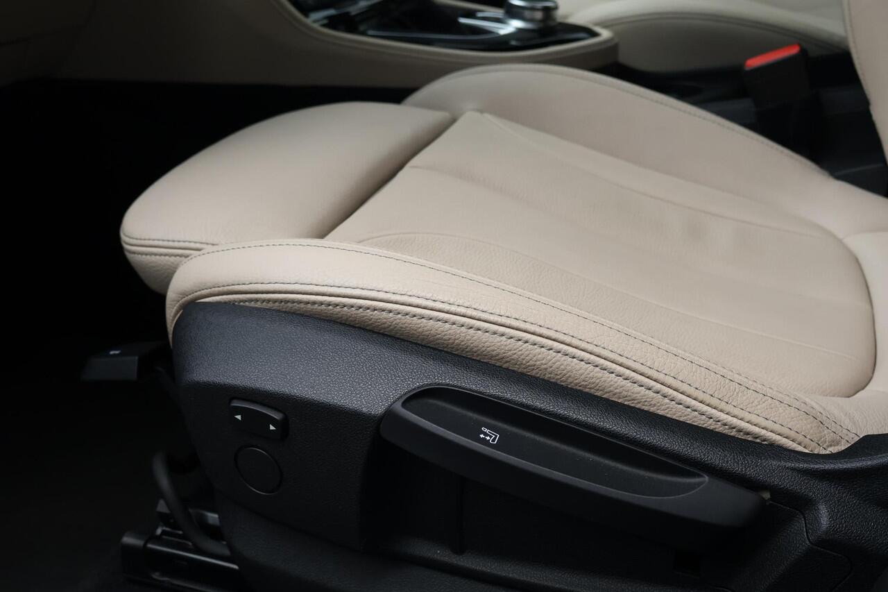 BMW 2-SERIE Active Tourer 218i Corporate Lease High Executive / M sport