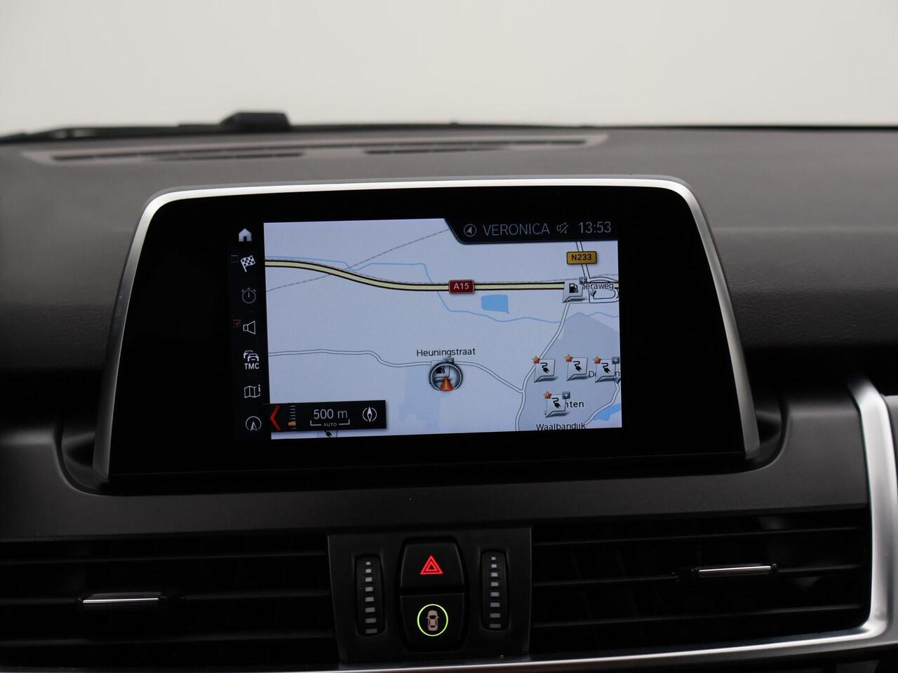 BMW 2-SERIE Active Tourer 225xe 224 PK XDRIVE PLUG-IN HYBRID + STOELVERWARMING / AFN. TREKHAAK / NAVIGATIE