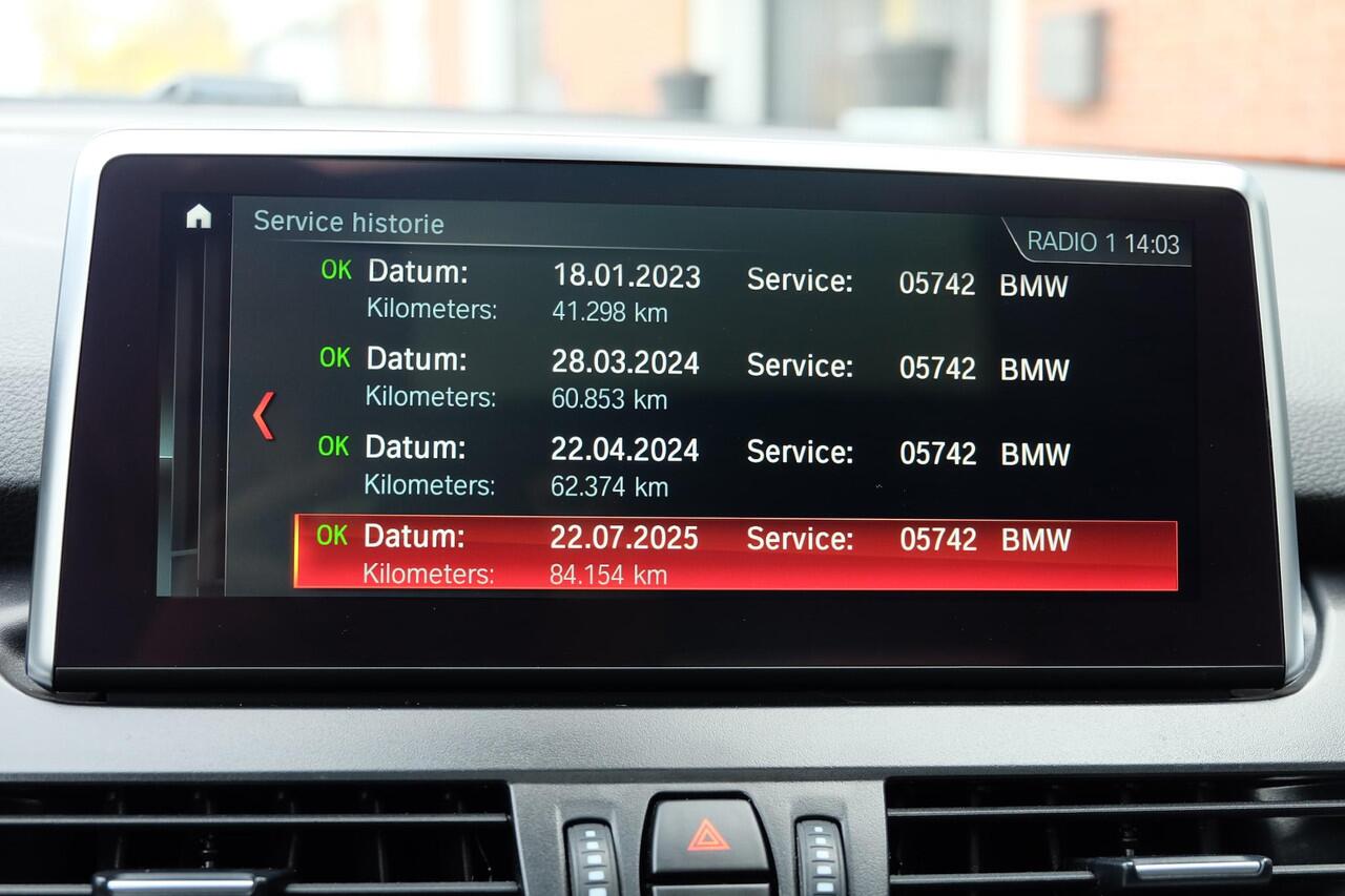 BMW 2-SERIE Active Tourer 218i High Executive / Pano / Camera / Leder / Luxury Line