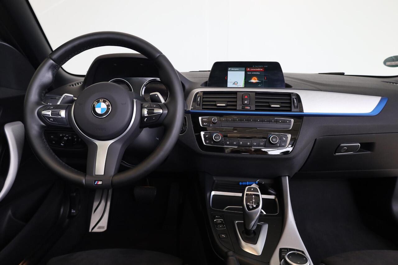 BMW 2-SERIE Cabrio 220i M Sportpakket | Stoelverwarming | Sportstoelen