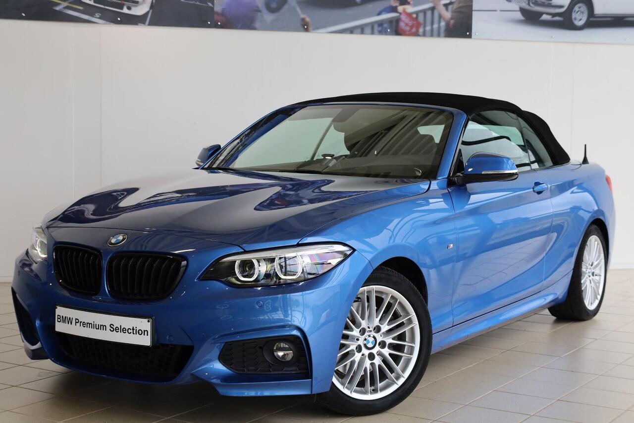 BMW 2-SERIE Cabrio 220i M Sportpakket | Stoelverwarming | Sportstoelen