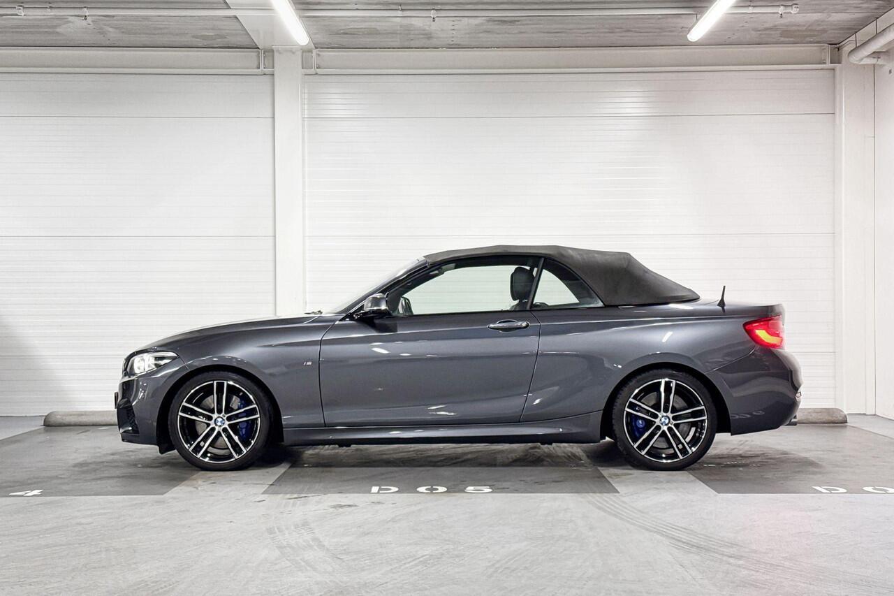 BMW 2-SERIE Cabrio 220i High Executive | M Sportpakket | Stoelverwarming | M sport-onderstel