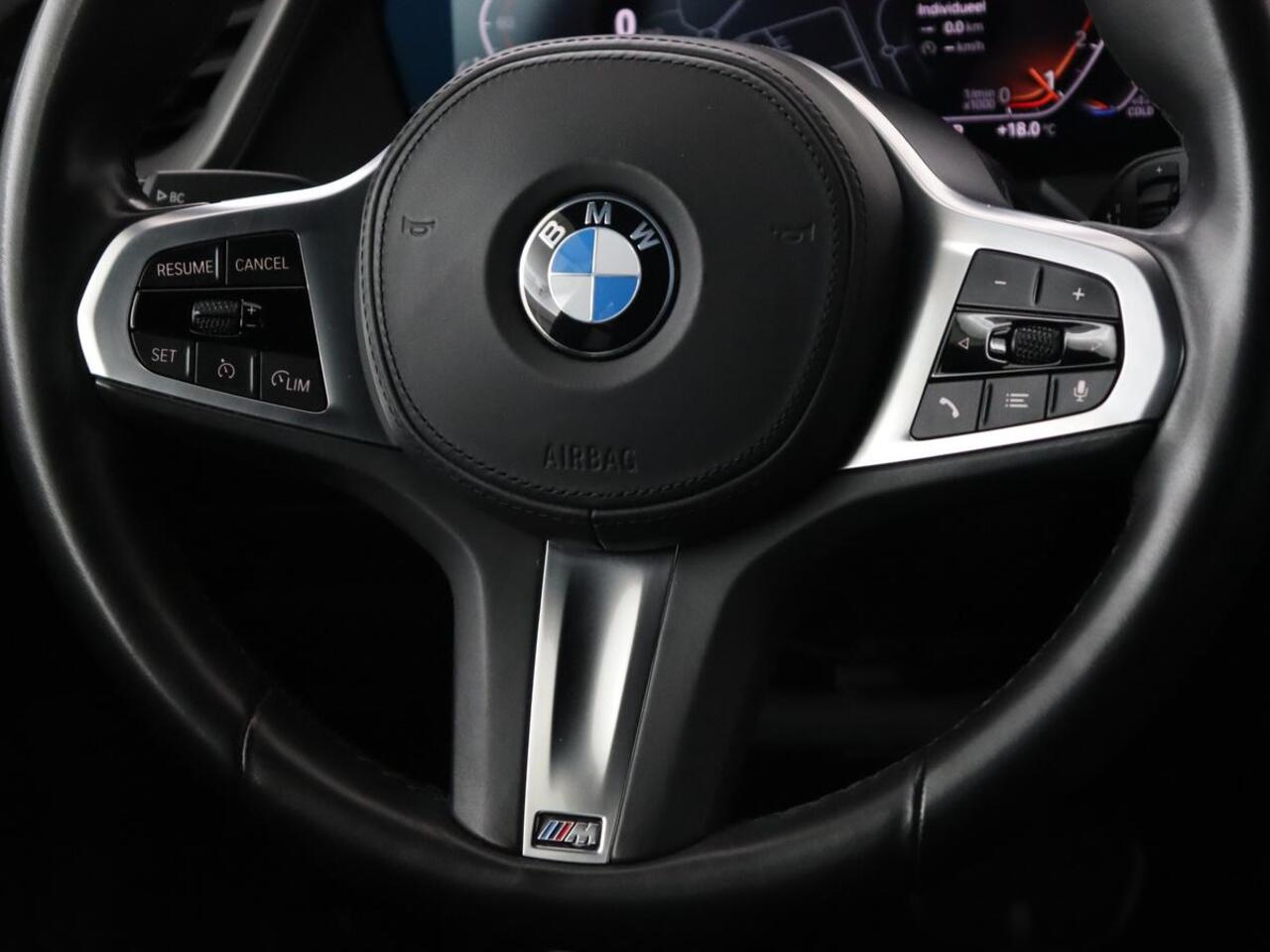 BMW 2-SERIE Gran Coupé 218i M Sport | Sportstoelen | Camera | Carplay | Live Cockpit | Half leder | Navigatie | Sfeerverlichting | Full LED | Climate control