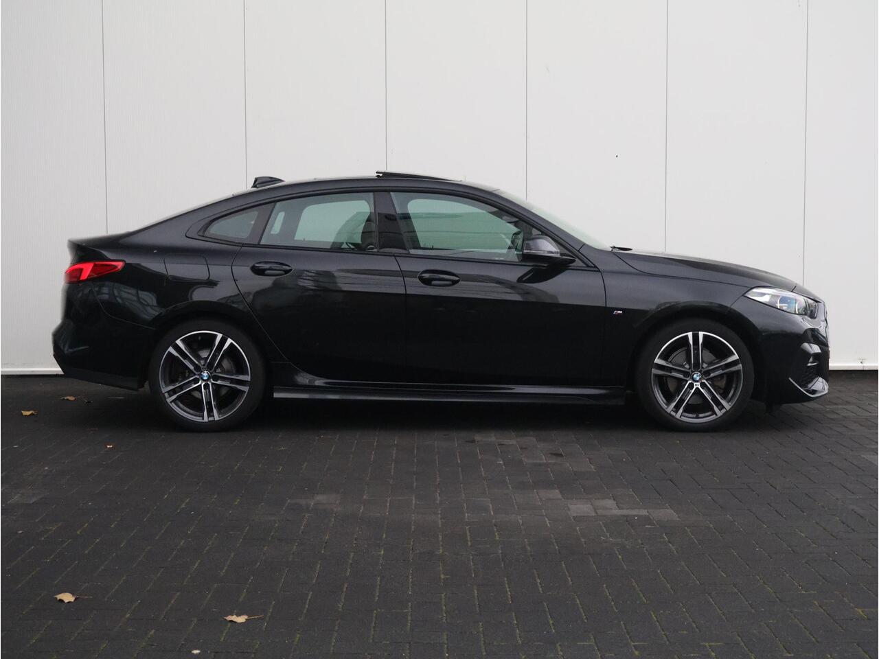 BMW 2-SERIE Gran Coupé 218i Executive Edition M-Sportpakket / HIFI / Panoramadak / 18'' /