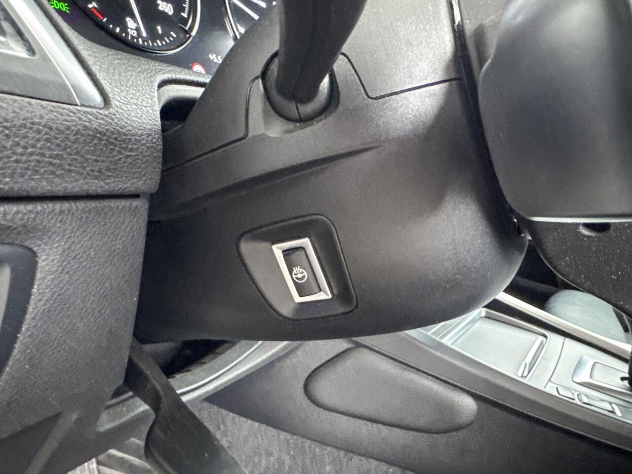 BMW 2-SERIE Cabrio 220i High Executive Edition