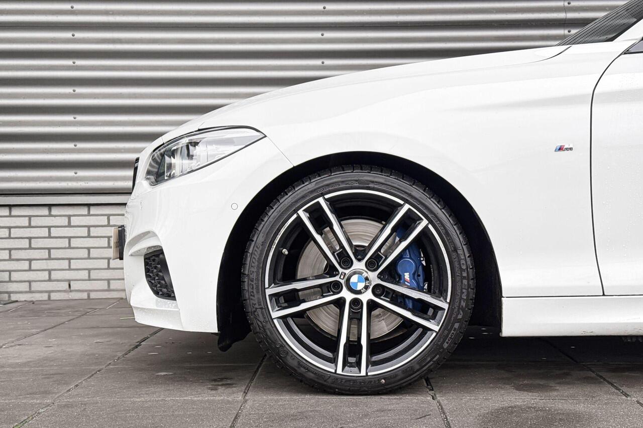 BMW 2-SERIE Cabrio 220i High Executive Edition