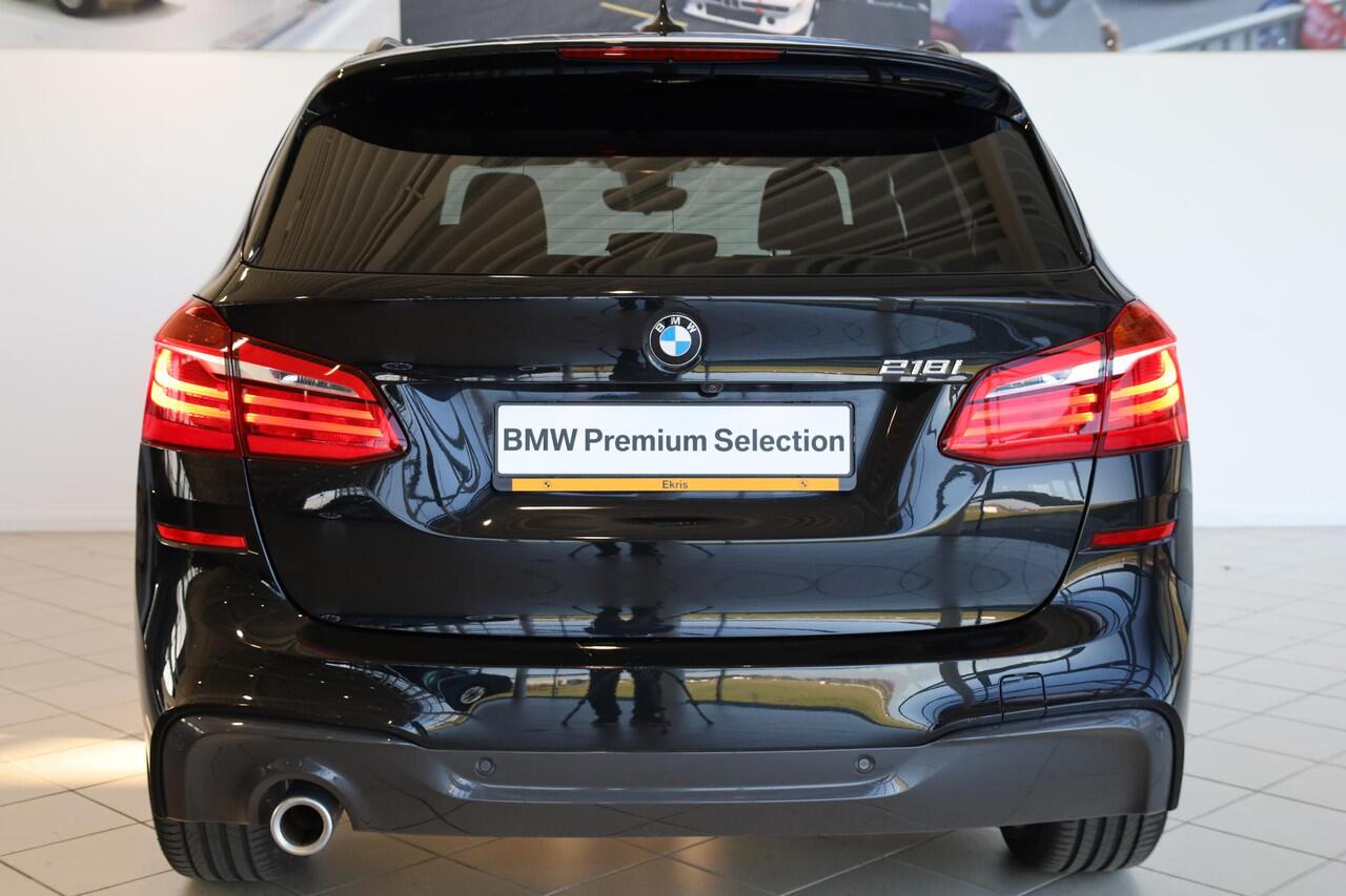 BMW 2-SERIE Active Tourer 218i M Sportpakket | Trekhaak | Achteruitrijcamera | Head-Up | Navi Plus | Lentevoordeel