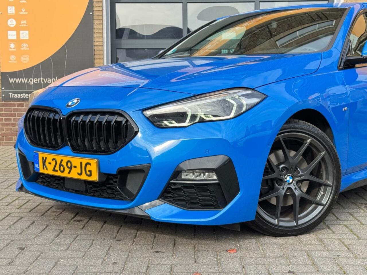 BMW 2-SERIE 218i AUTOMAAT M-SPORT EDITION NAVI/CARPLAY/LED/NL-AUTO/VOL!