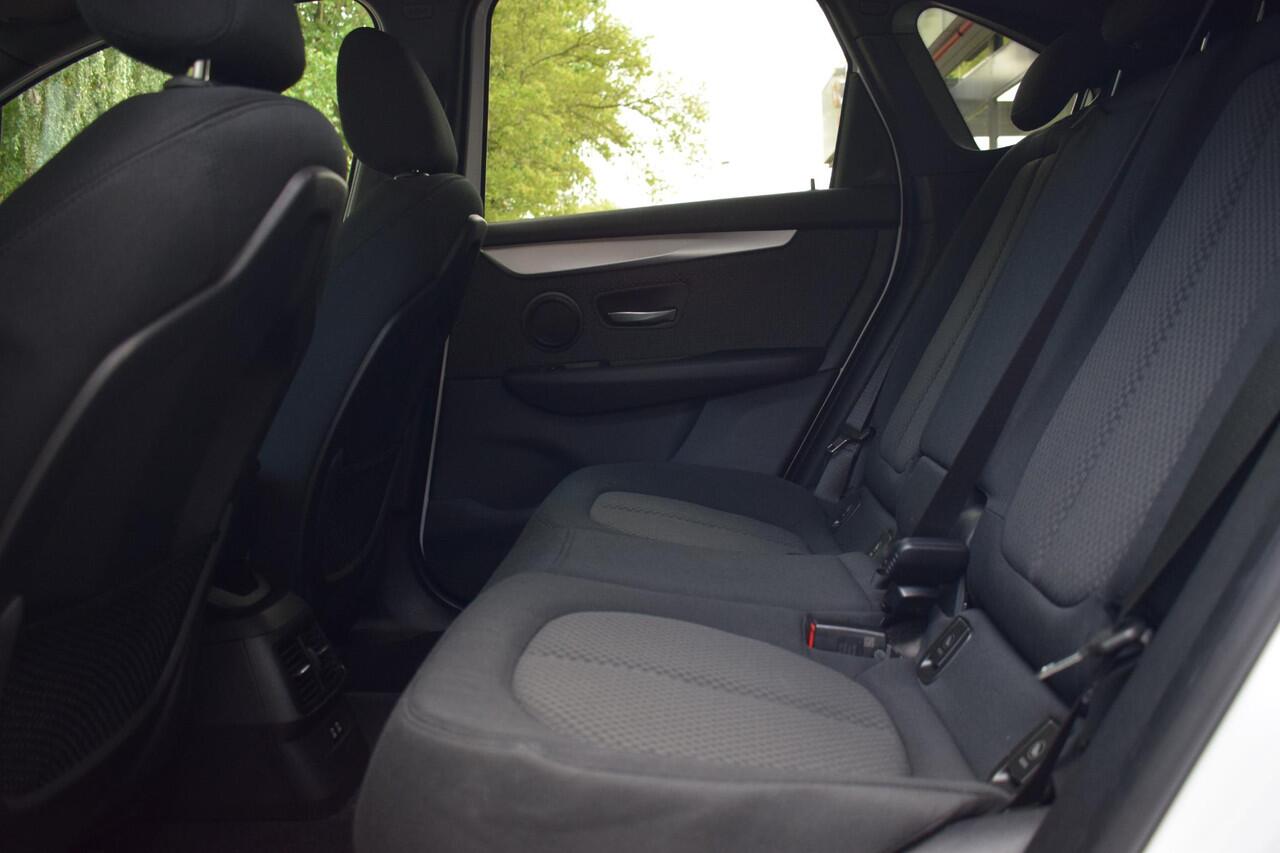 BMW 2-SERIE Active Tourer 225xe iPerformance ACC | Memory seats | LED