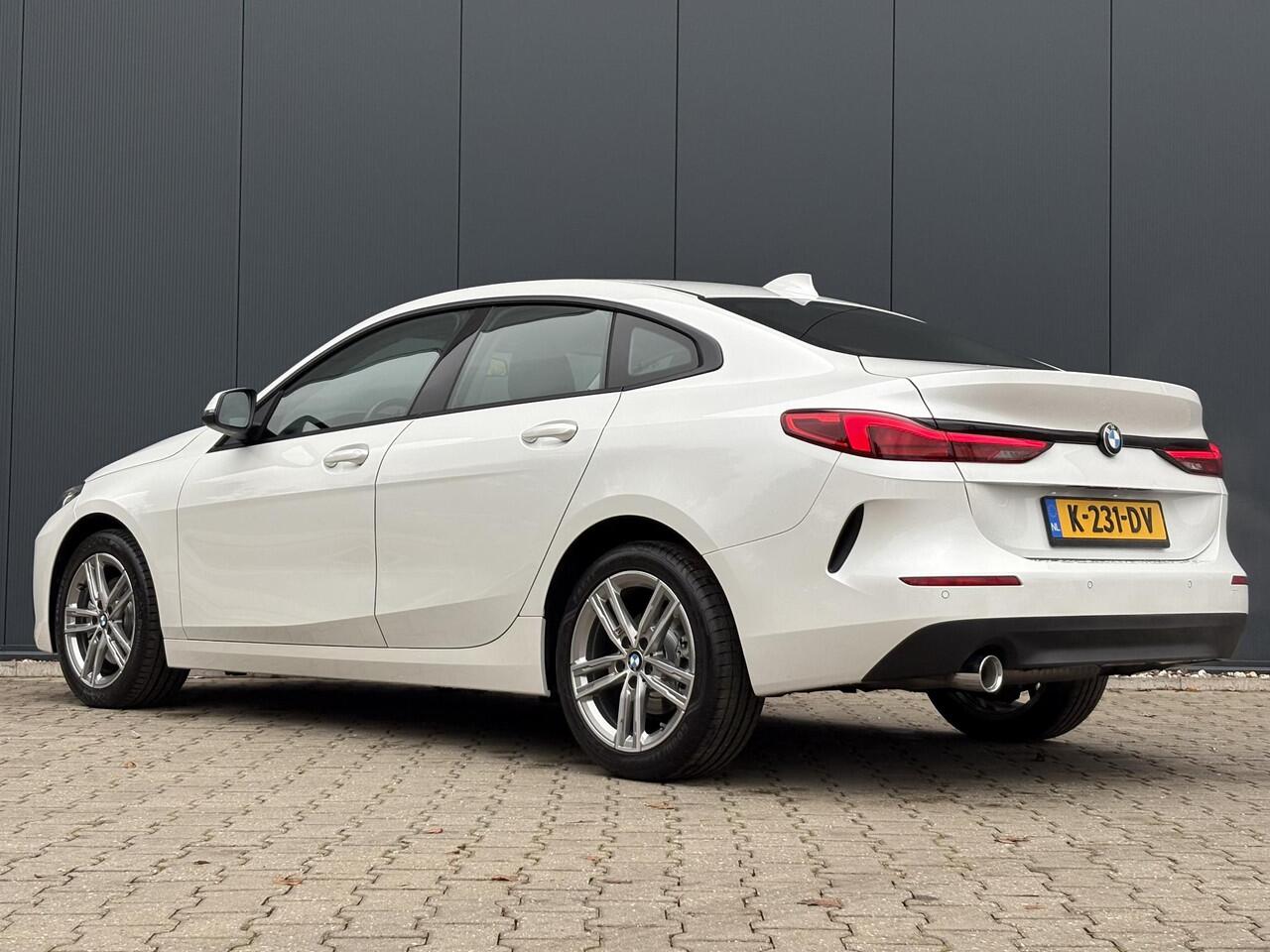 BMW 2-SERIE Gran Coupé 218i Executive Edition Automaat / Apple Carplay/Android Auto / Cruise Controle / Climate control / Navigatie full map /