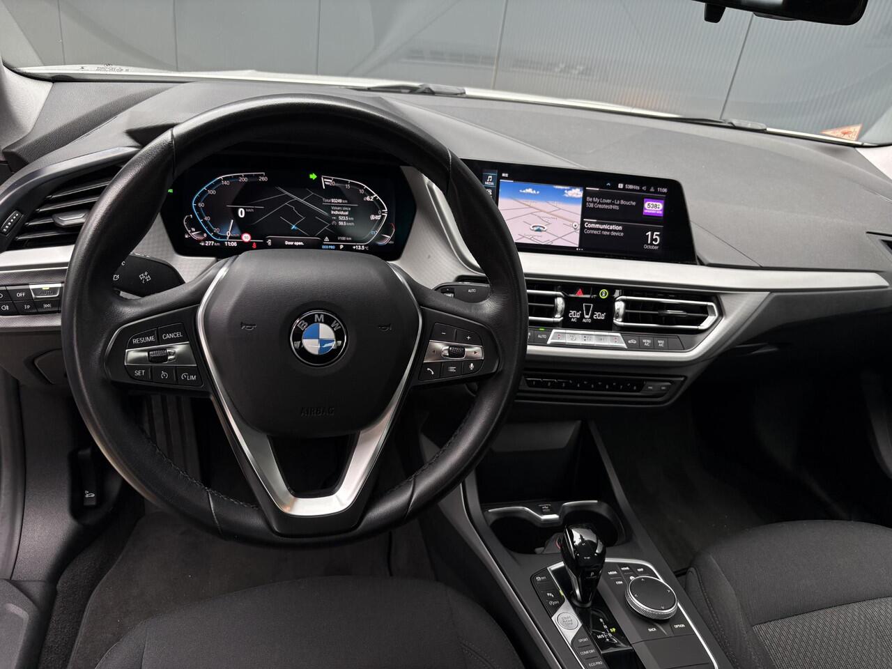 BMW 2-SERIE Gran Coupé 218i Executive Edition Automaat / Apple Carplay/Android Auto / Cruise Controle / Climate control / Navigatie full map /
