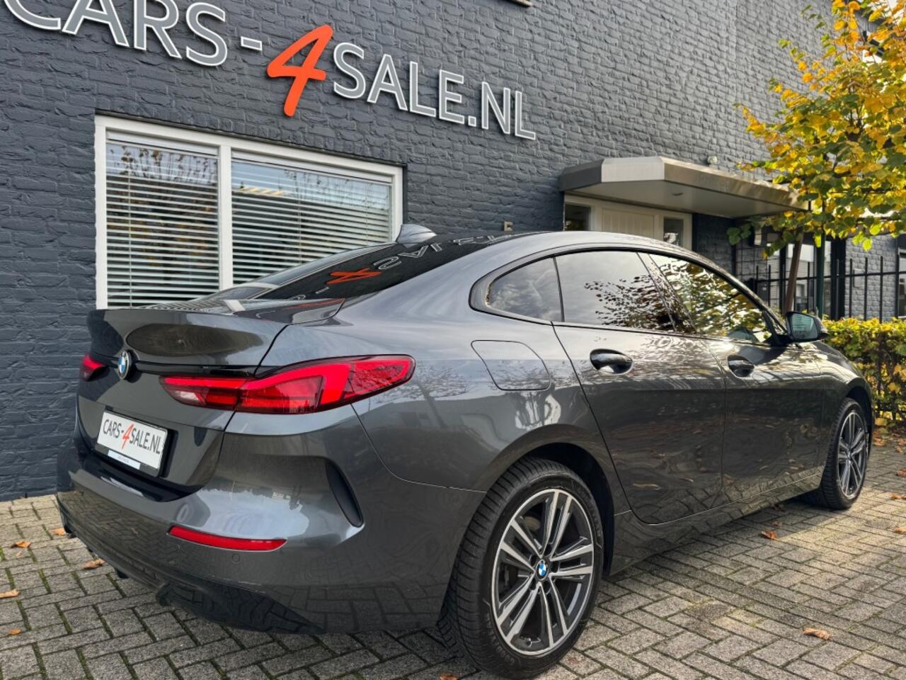 BMW 2-SERIE 218i Autom.Gran Coupe Sport + Led + leder + Nav + Car play - 95 dkm