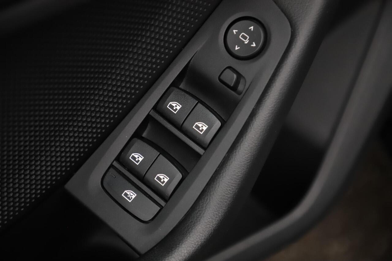 BMW 2-SERIE Gran Coupé 218i Executive Edition Navigatie Carplay Android LED Parkeersensoren