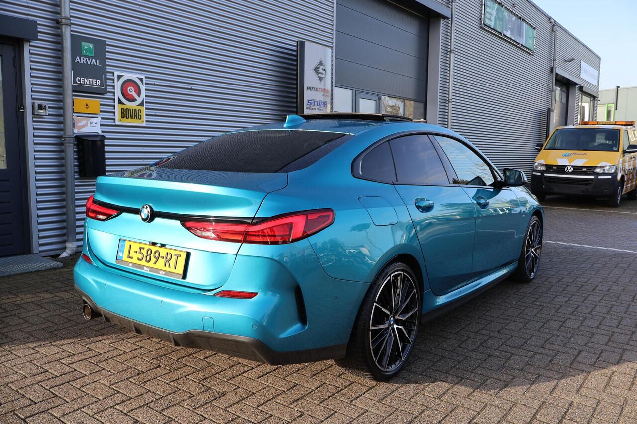 BMW 2-SERIE Gran Coupé 218i Executive Edition 1e eigenaar | Dealer Onderh | BTW | NAP | Pano | M Sport + | Winterpack | Harman | HIFI | Camera | Navi | Climate | Alarm Klasse 3 | Carplay | LMV | DAB |