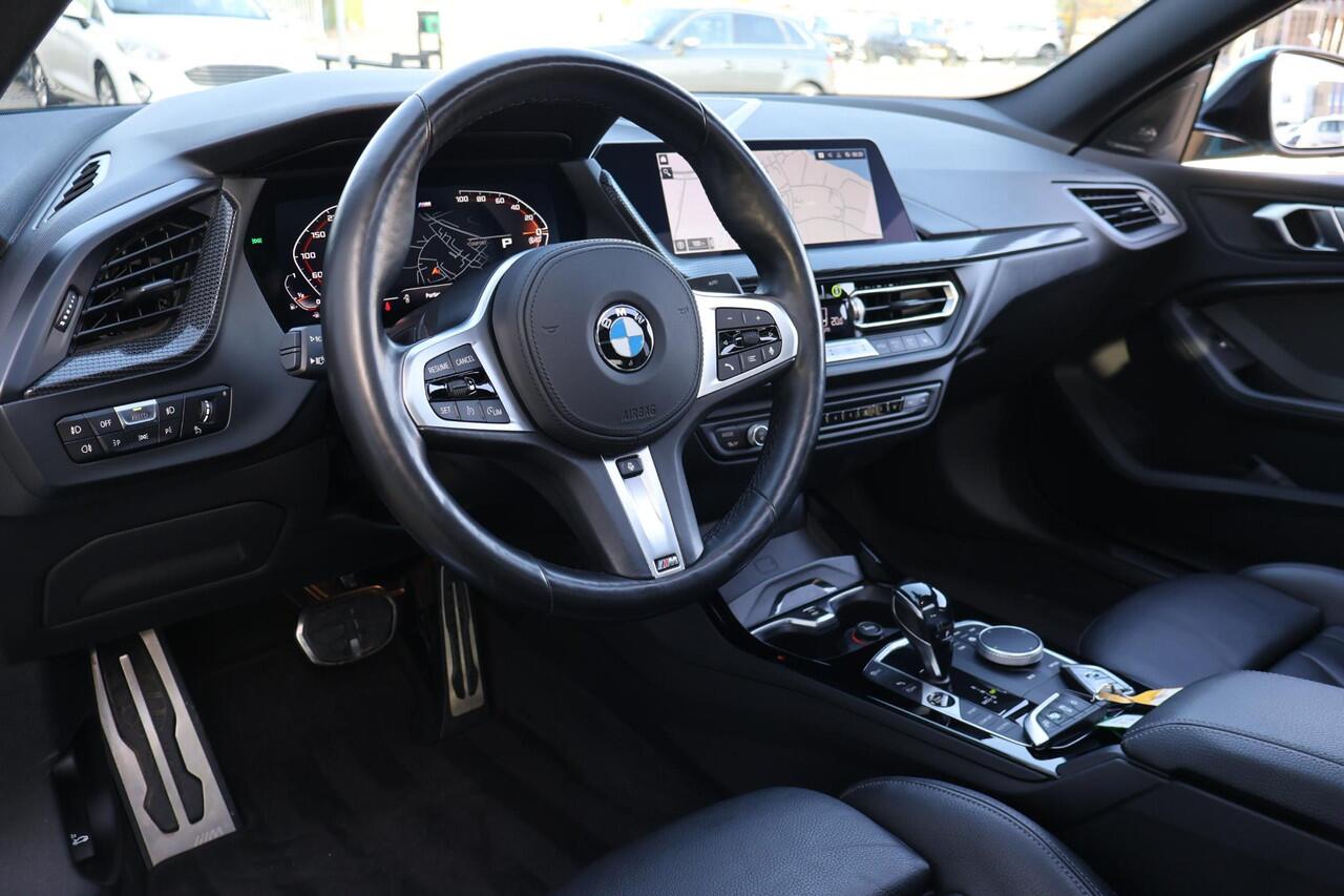 BMW 2-SERIE Gran Coupé 218i Executive Edition 1e eigenaar | Dealer Onderh | BTW | NAP | Pano | M Sport + | Winterpack | Harman | HIFI | Camera | Navi | Climate | Alarm Klasse 3 | Carplay | LMV | DAB |