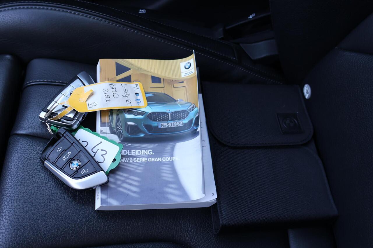 BMW 2-SERIE Gran Coupé 218i Executive Edition 1e eigenaar | Dealer Onderh | BTW | NAP | Pano | M Sport + | Winterpack | Harman | HIFI | Camera | Navi | Climate | Alarm Klasse 3 | Carplay | LMV | DAB |