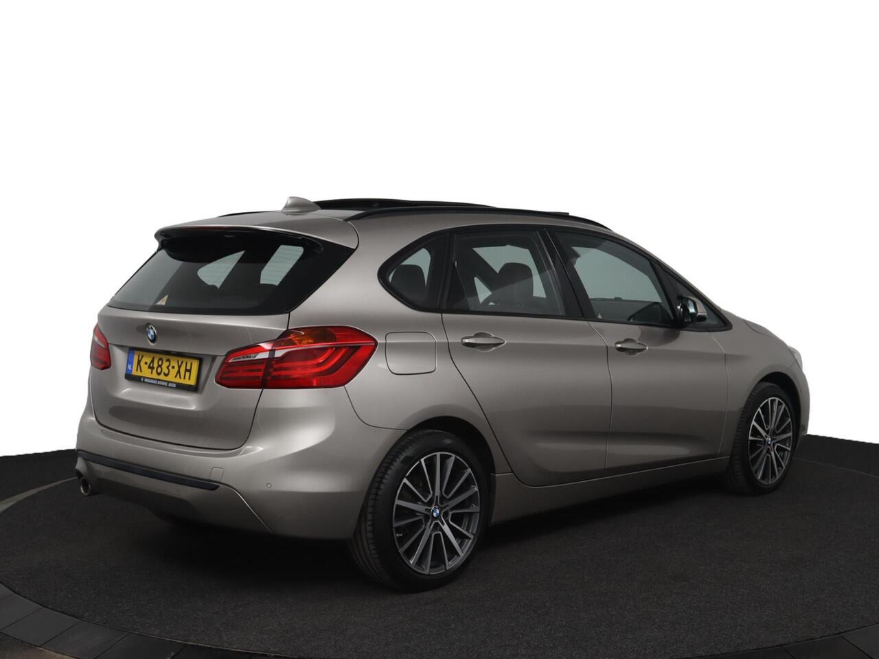 BMW 2-SERIE Active Tourer 218i High Executive |NAP |1e eigenaar | Automaat | Pano | HUD | Stoelverwarming | Camera