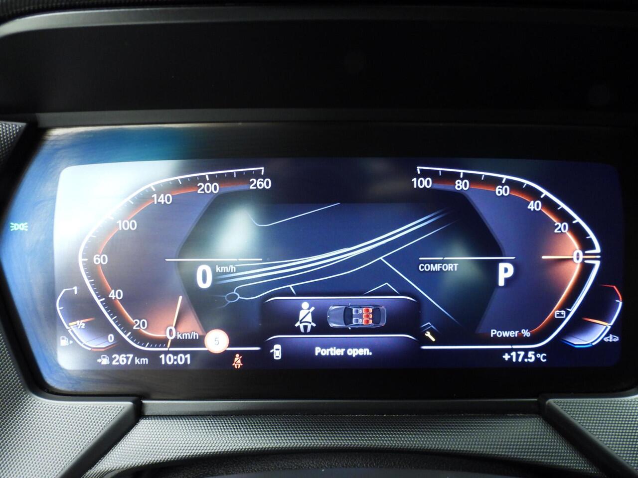 BMW 2-SERIE Gran Coupe 218i | M-Sportpakket | LED | Leder | Navigatie | Schuifdak | M- Sportstoelen | DAB | Hifi speakers | Alu 19 inch