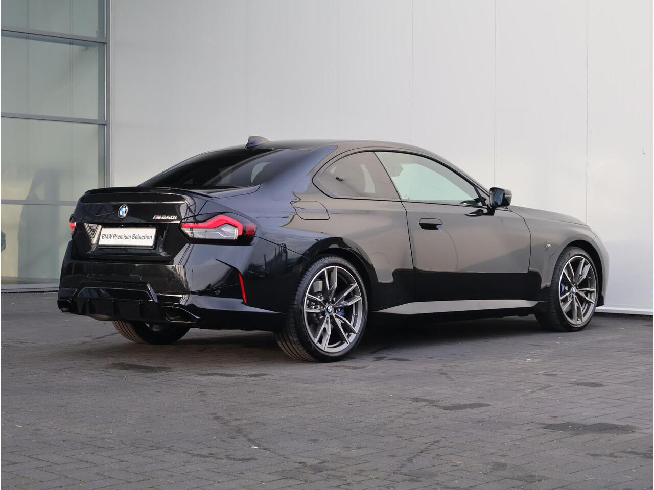 BMW 2-SERIE Coupé M240i xDrive M-Sportpakket / Extra Getint Glas / HIFI / 19'' /