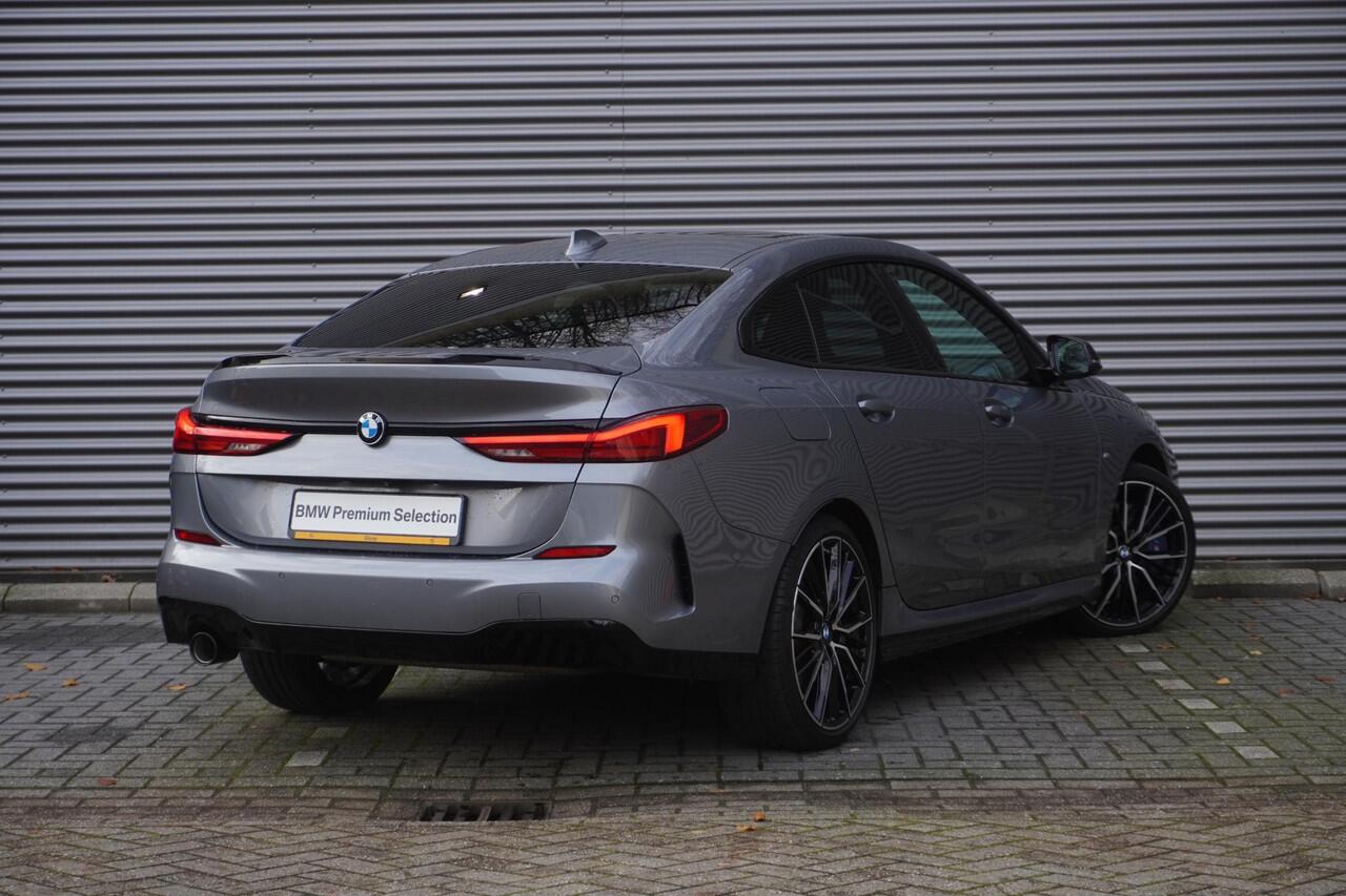 BMW 2-SERIE Gran Coupé 218i M Sport Edition | Glazen panoramadak | Achteruitrijcamera | HiFi System