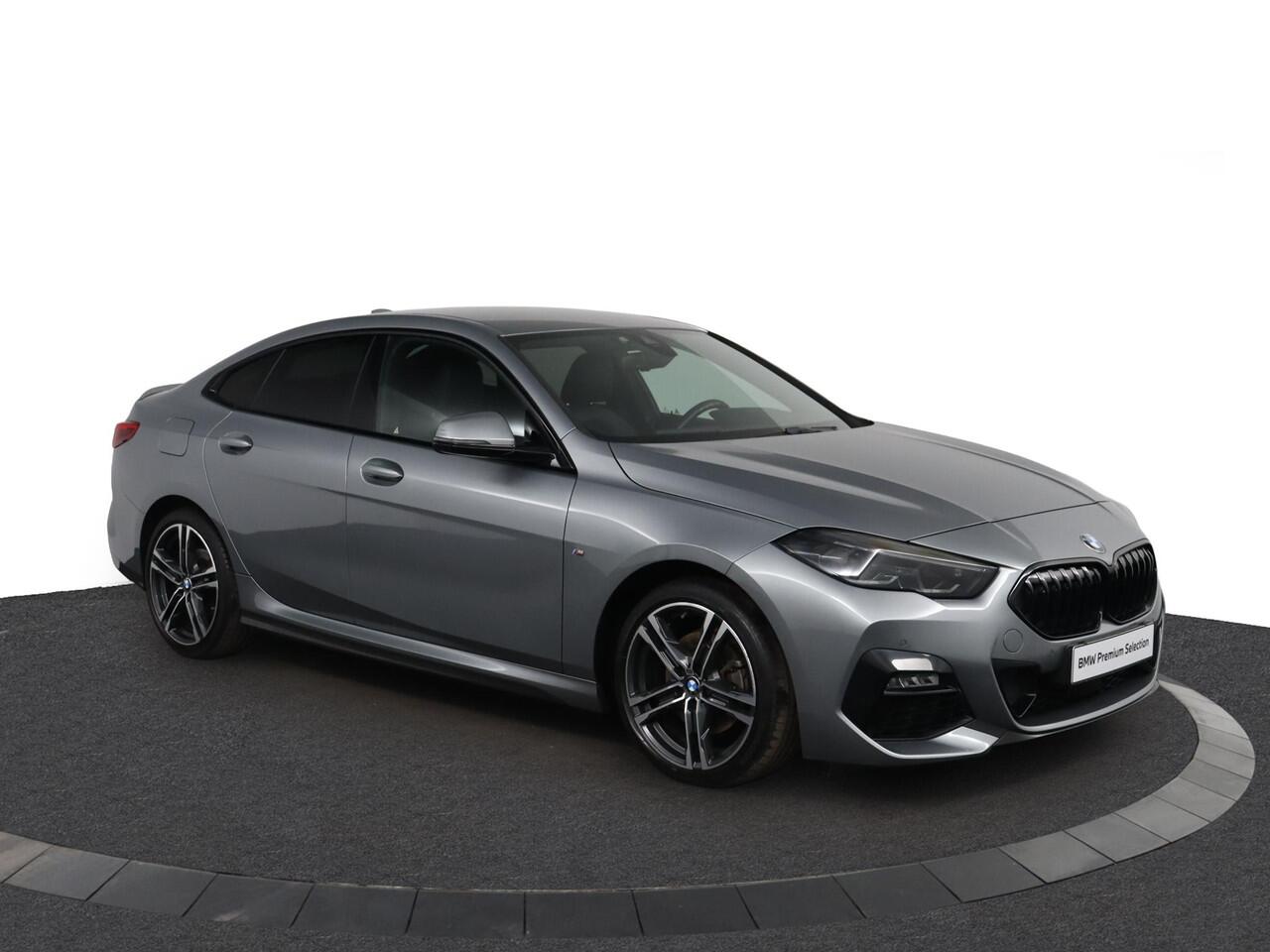 BMW 2-SERIE Gran Coupé 218i Business Edition | M-Sportpakket | HiFi | Adaptieve LED koplampen | M Koplampen Shadow Line