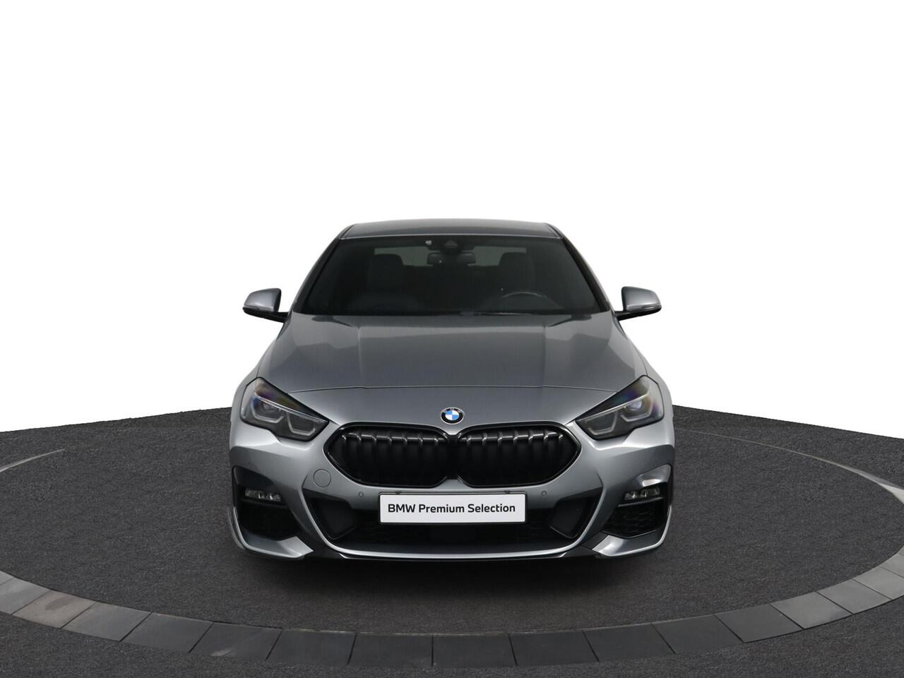 BMW 2-SERIE Gran Coupé 218i Business Edition | M-Sportpakket | HiFi | Adaptieve LED koplampen | M Koplampen Shadow Line