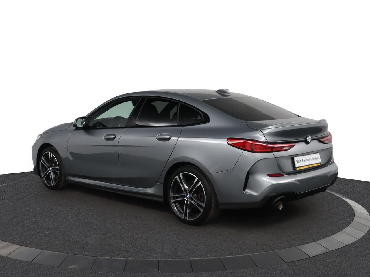 BMW 2-SERIE Gran Coupé 218i Business Edition | M-Sportpakket | HiFi | Adaptieve LED koplampen | M Koplampen Shadow Line