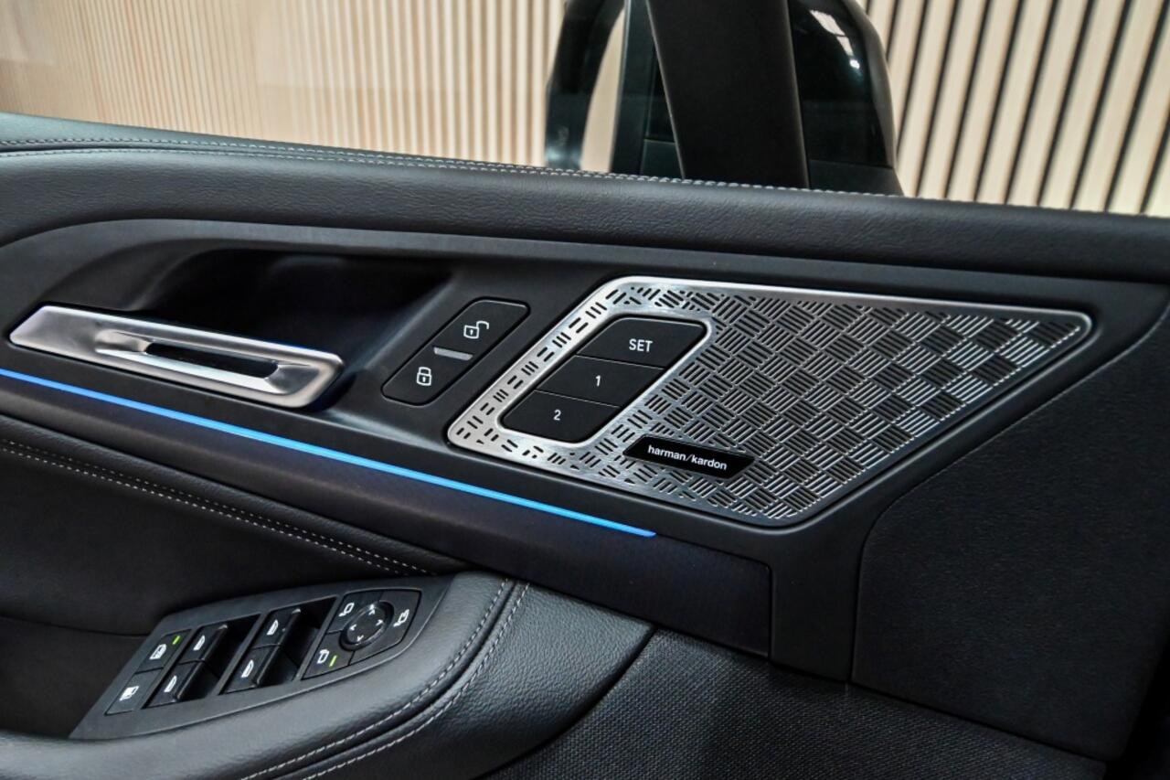 BMW 2-SERIE Active Tourer 225e xDrive | HUD | PANO | HARMAN KARDON | STOELVERWARMING | MAS