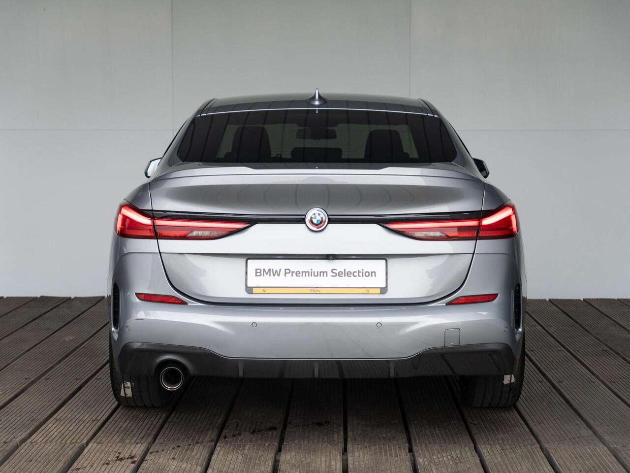 BMW 2-SERIE Gran Coupé 218i | Executive | M Sport | Cruise Control | Achteruitrijcamera | Sportstoelen | PDC | 18''