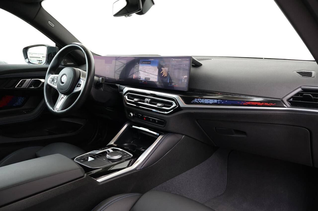 BMW 2-SERIE Coupé M240i xDrive Coupé / M-Sportpakket Pro / Comfort Access / Parking Assistent Plus / Stoelverwarming / Stuurwiel verwarming / 19'' LM /