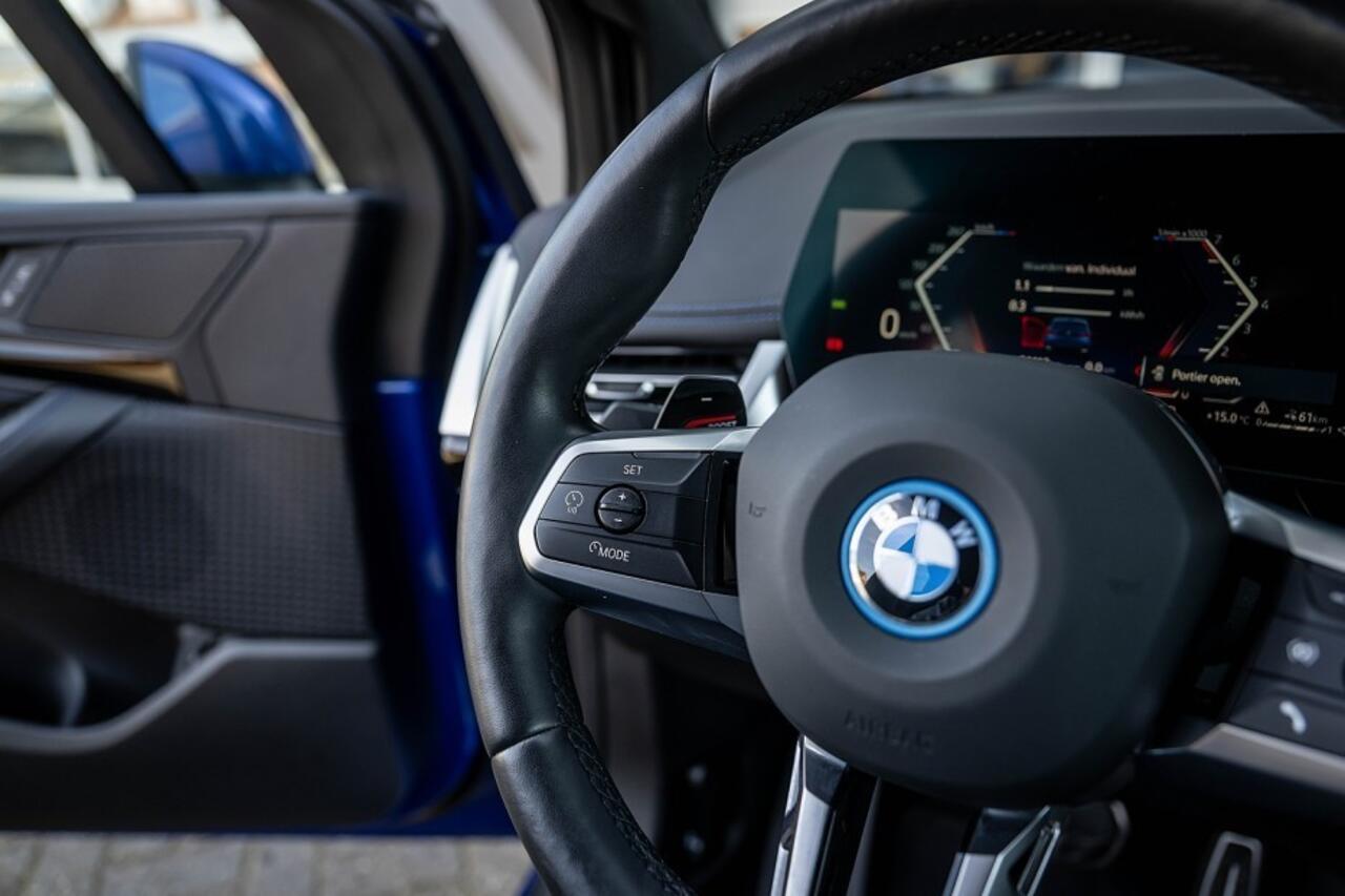 BMW 2-SERIE 225e xDrive M sport | Camera | Keyless | Adapt. Led | Sport Seats | 18 Inch |