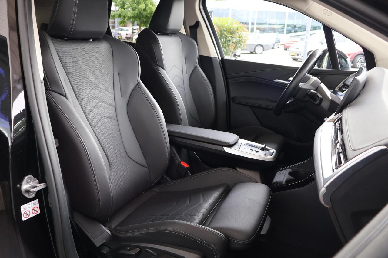 BMW 2-SERIE Active Tourer 223i Premium Pack | Luxury Line | Voorstoelen Verwarmd