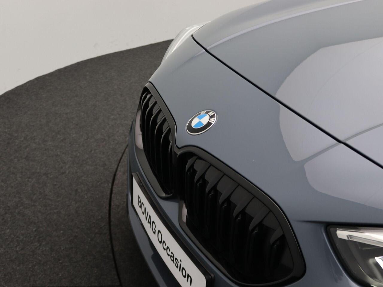 BMW 2-SERIE Gran Coupé 218i M Sportpakket | BMW Live Cockpit Professional | Sportstoelen | 18"