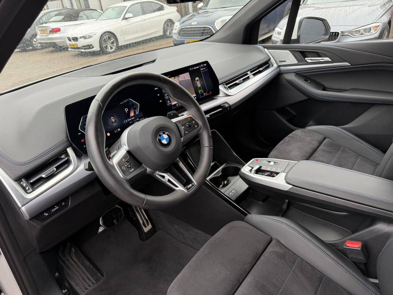 BMW 2-SERIE Active Tourer 218i M-Sport Massage|HarmanKardon|Comfort