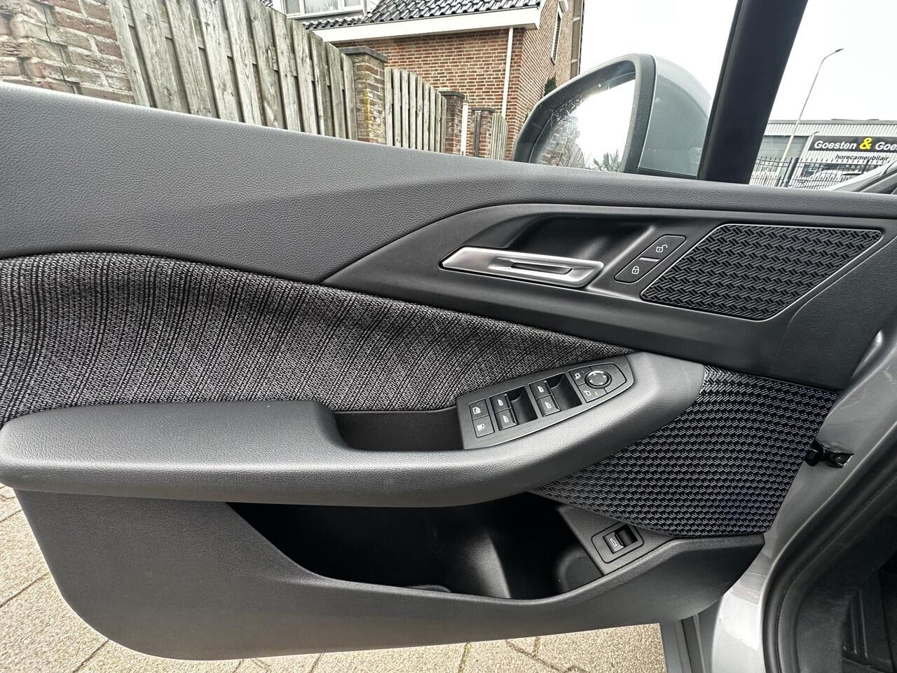 BMW 2-SERIE Active Tourer 225e xDrive