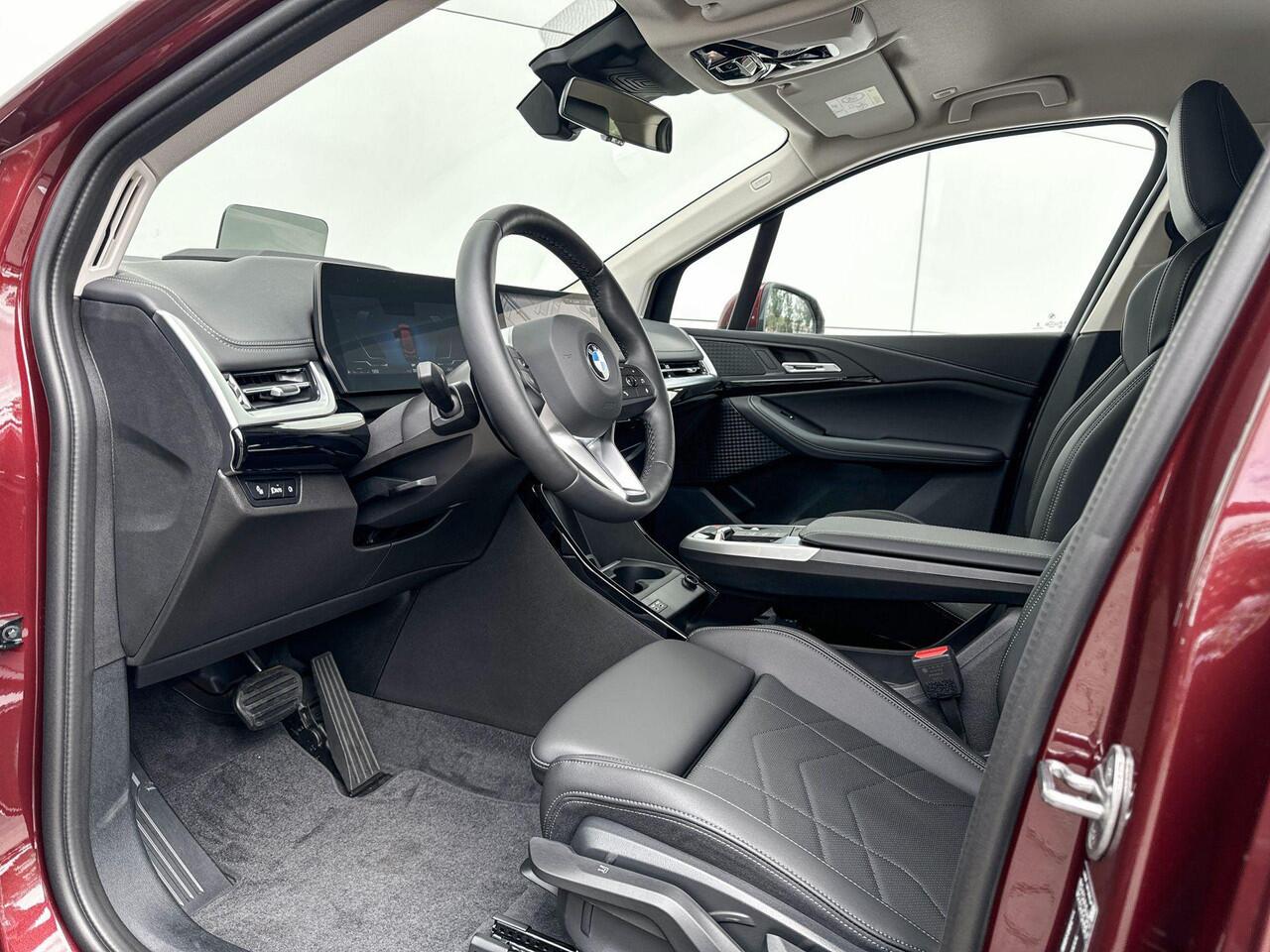 BMW 2-SERIE Active Tourer 218i Luxury Line Innovation Luxury-Line | Innovation Pack