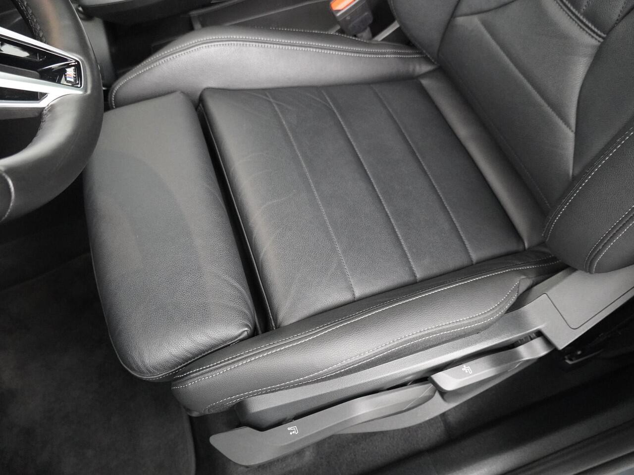 BMW 2-SERIE Active Tourer 225e xDrive | M-Sportpakket | Panoramadak | Harman Kardon | Head-Up Display |