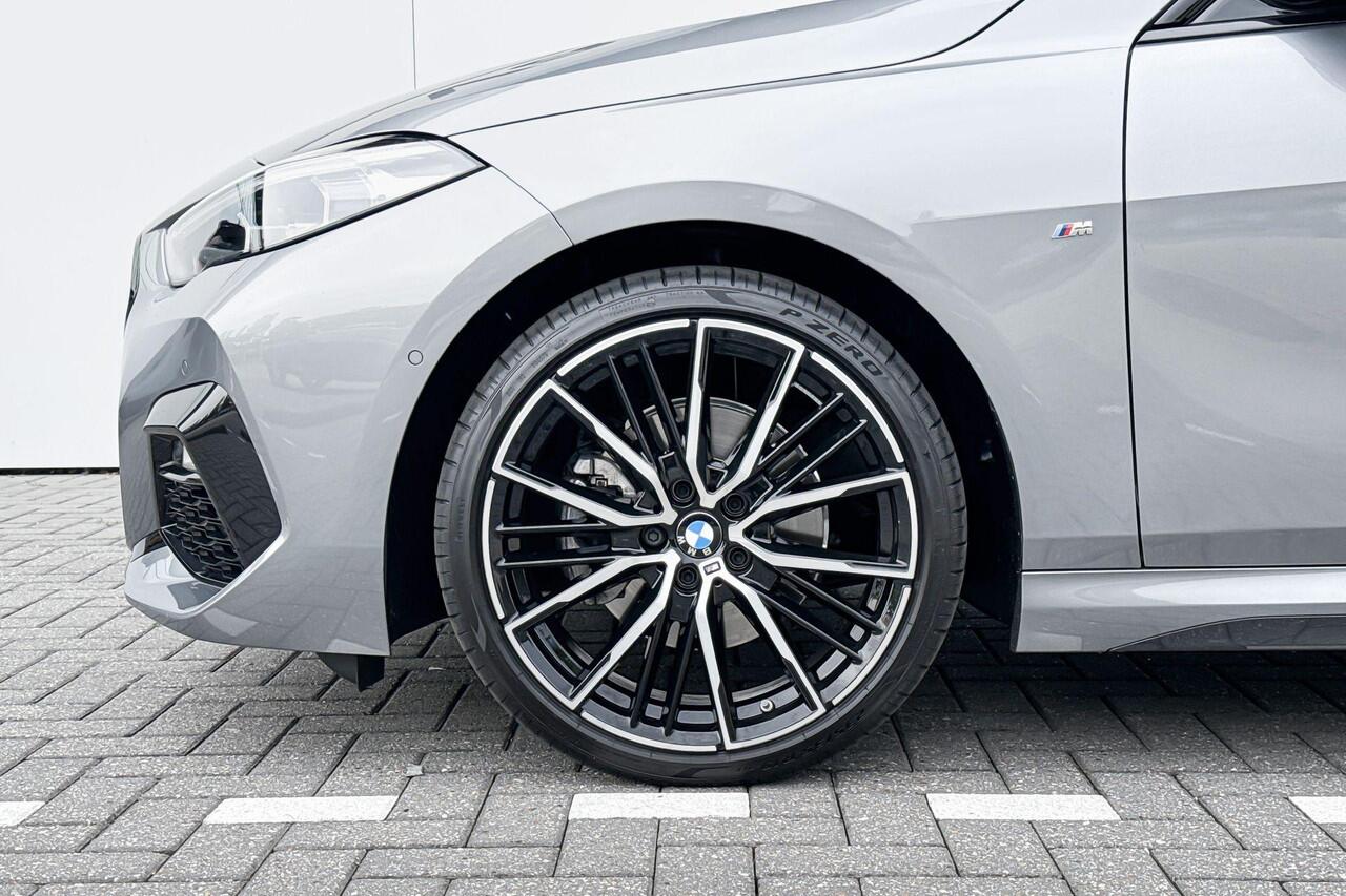 BMW 2-SERIE Gran Coupé 218i | M Sport | 19 inch