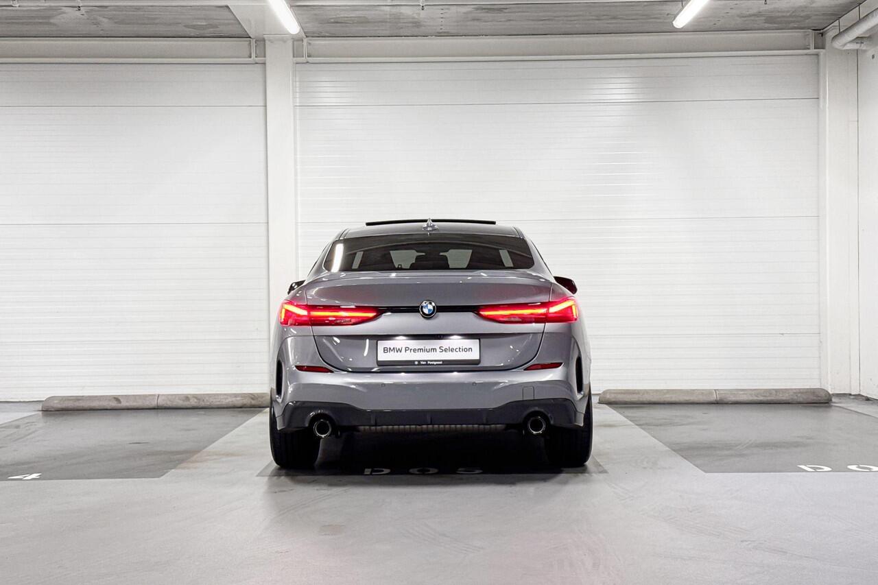 BMW 2-SERIE Gran Coupé 220i l M-Sport | Panoramadak | Harman Kardon | Selections