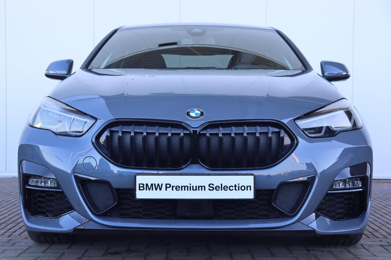 BMW 2-SERIE Gran Coupé 218i M Sportpakket Pro/ Premium Pack/ Comfort Pack/ Travel Pack/ Stuurwiel verwarmd/ Comfort Access/ M Sportstoelen/ Panoramadak | Ekris Selection